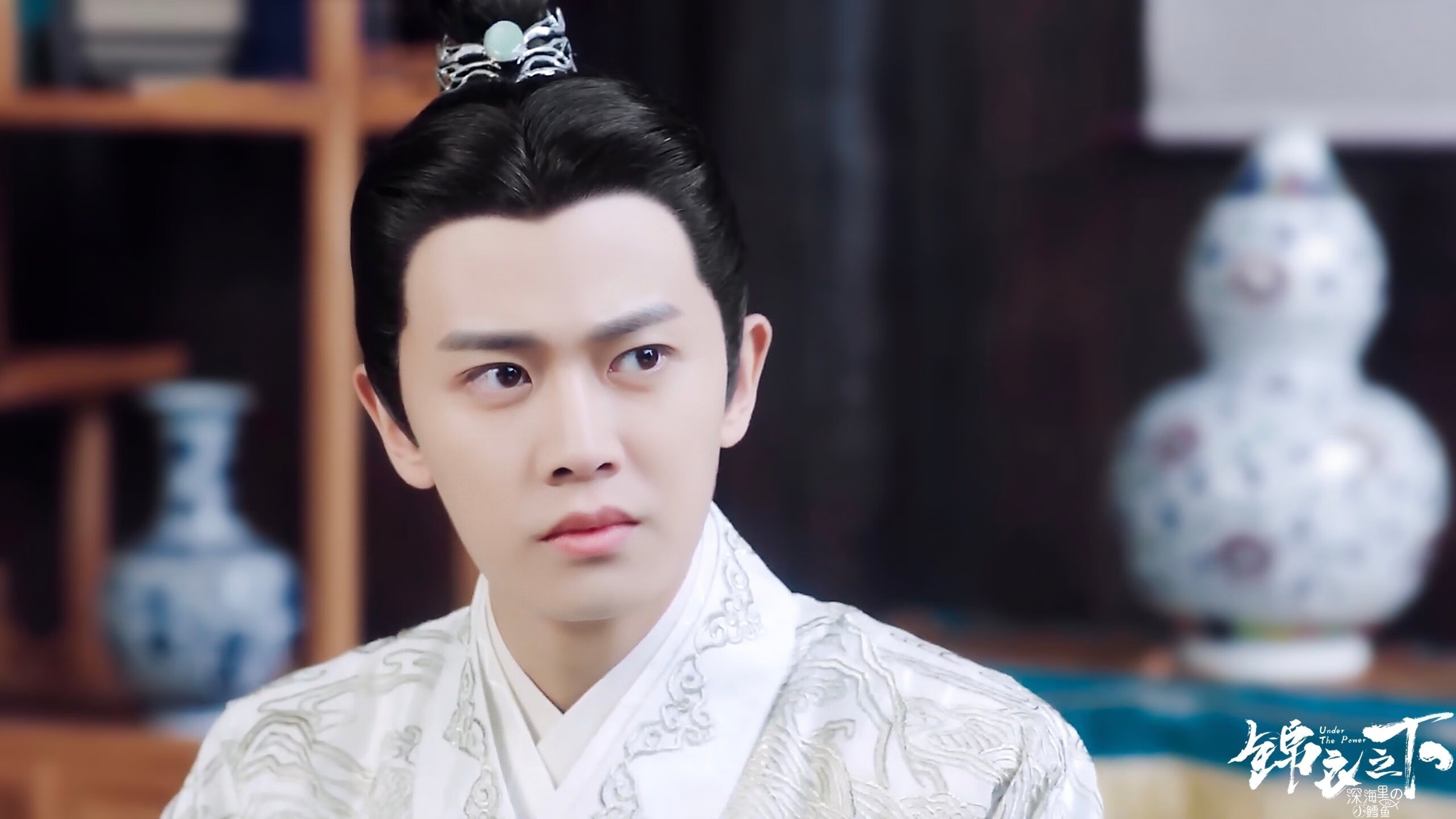 高山攀岩惊险比赛,追求巅峰的勇气,高空攀岩视频